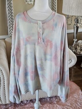 Pastel Tie-Dye Henley Pullover - Pink & Blue